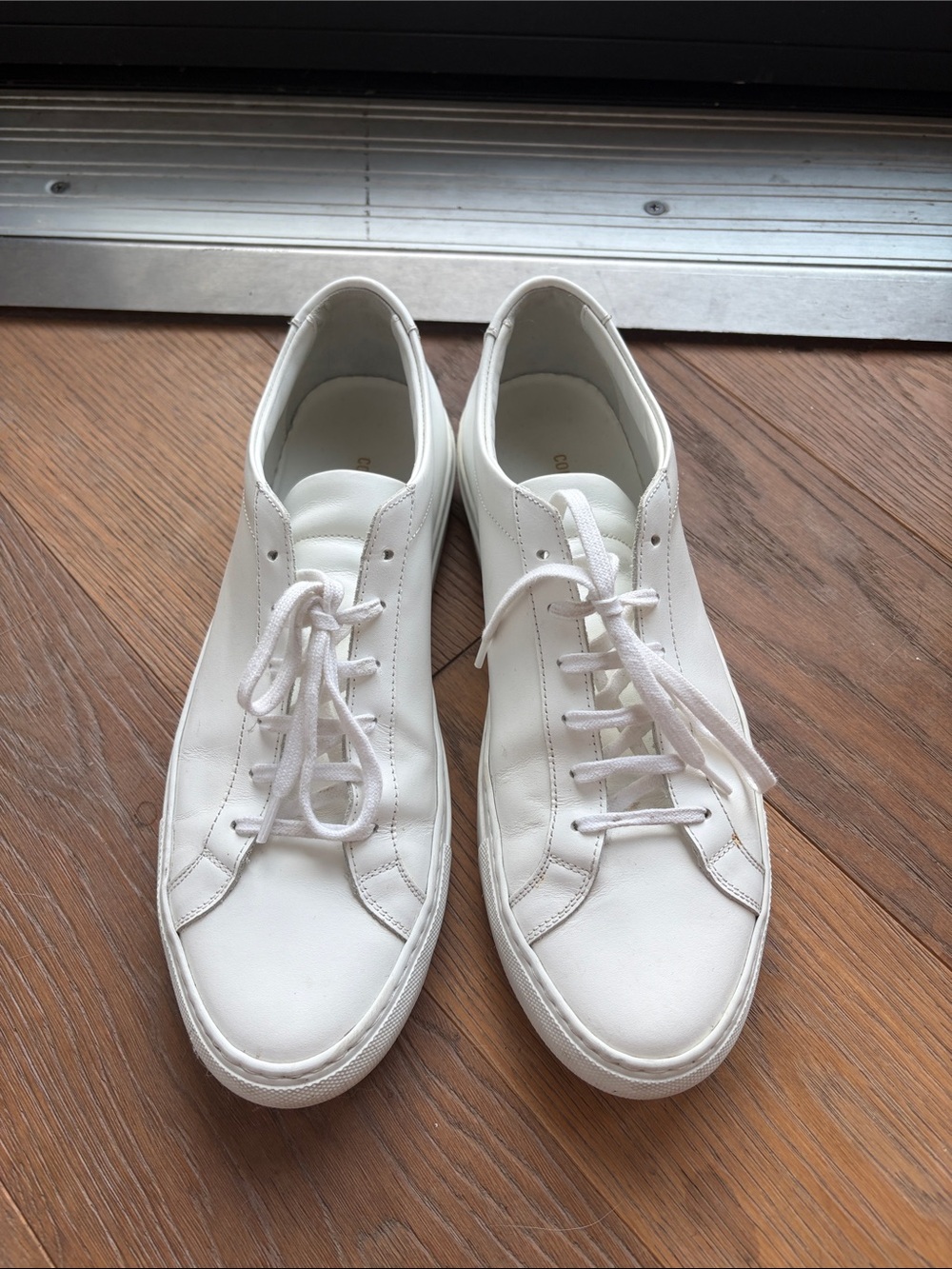 Common Projects White Leather Low-Top Lace-Up Sneakers